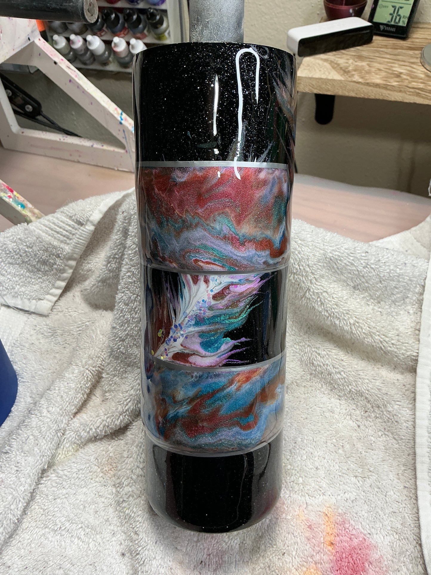 #42) 30oz Skinny Feather Chaos - BRENN SOLD