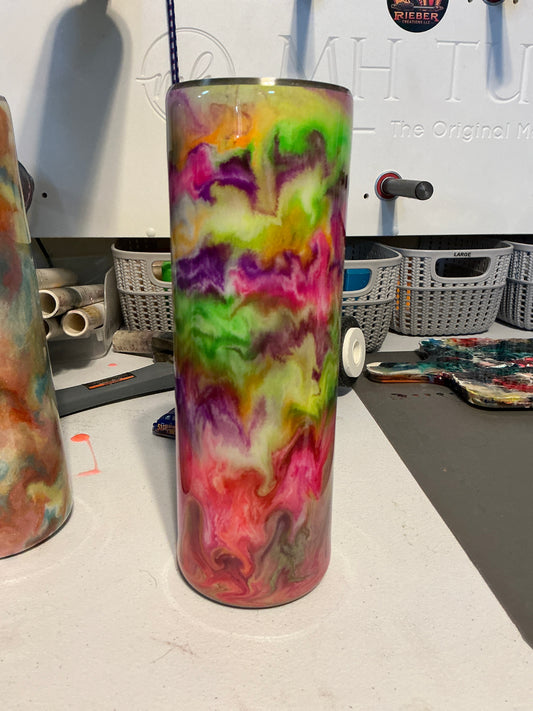 #15)    30oz Skinny Neon - FRANNIE SOLD