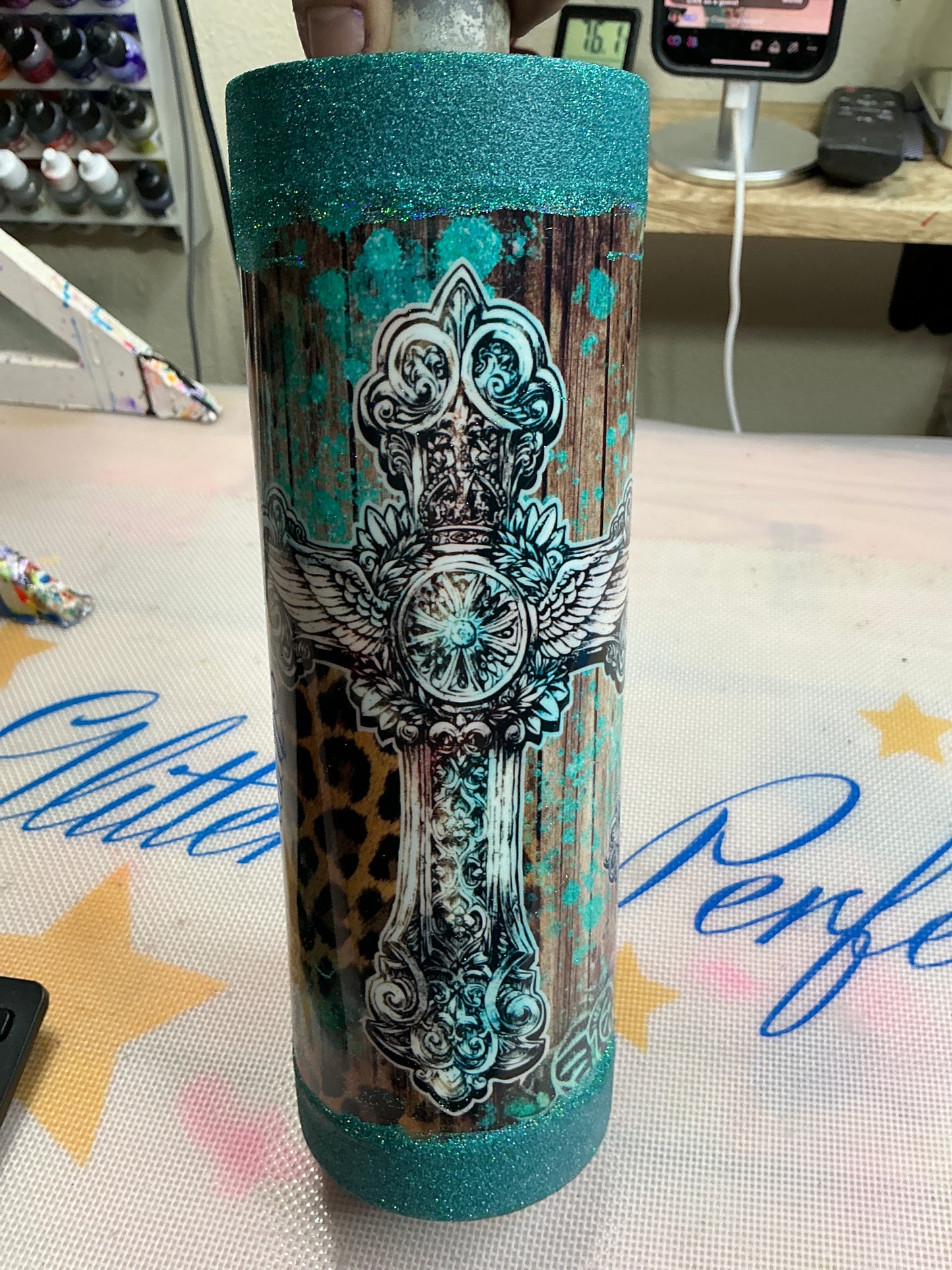 #50)   30oz Skinny Cross -KIM SIMS SOLD