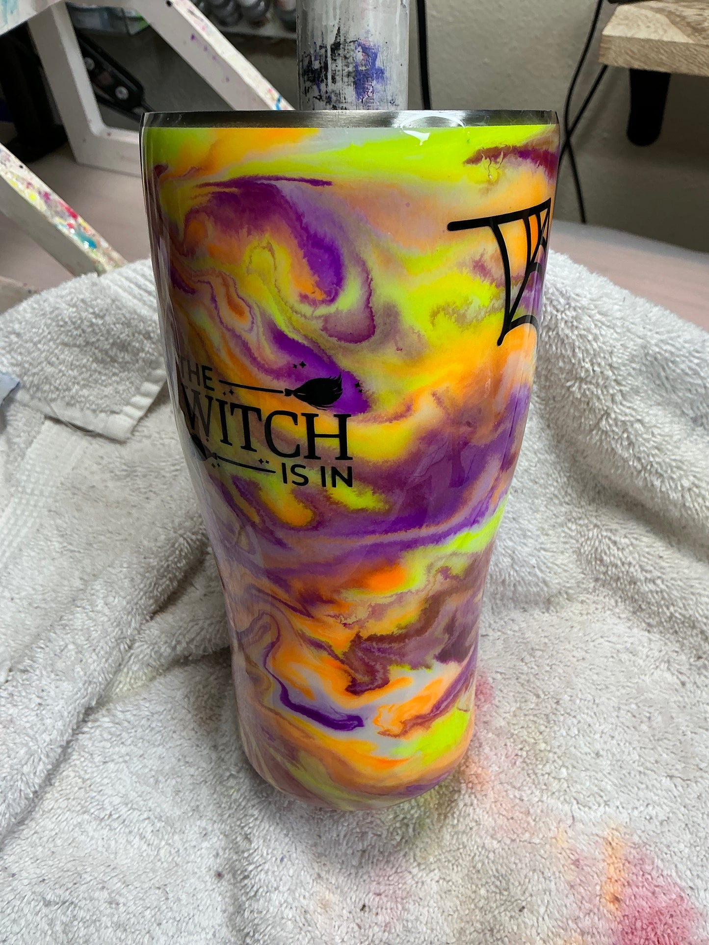 #44)   30oz Modern Curve Hocus Pocus Michelle SOLD